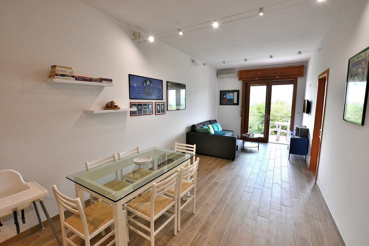 Residenza Candor With Pool Малчезине Екстериор снимка