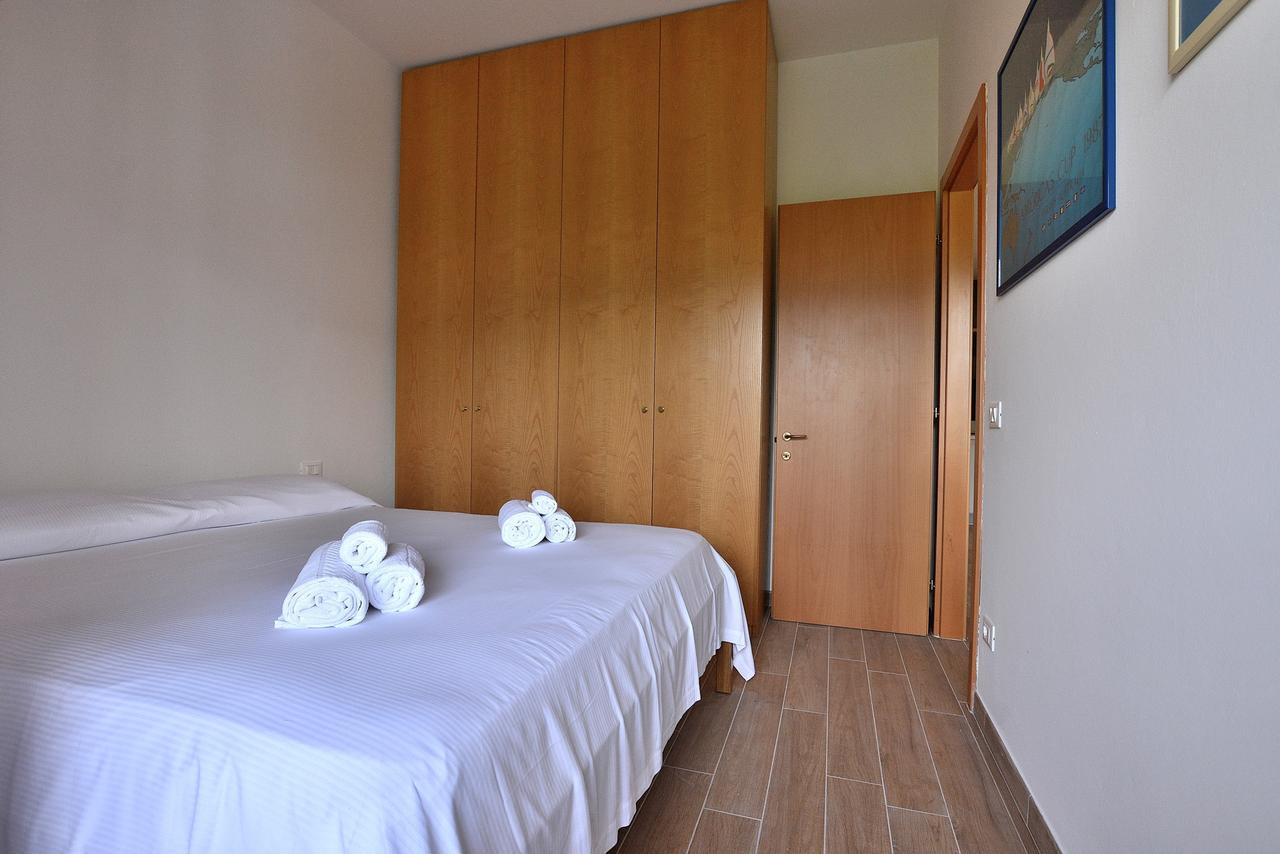 Residenza Candor With Pool Малчезине Екстериор снимка